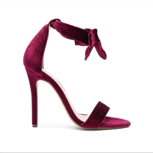 The Mode Collective SAGE Sandel in Bordeaux Velvet - Picture 9 of 10